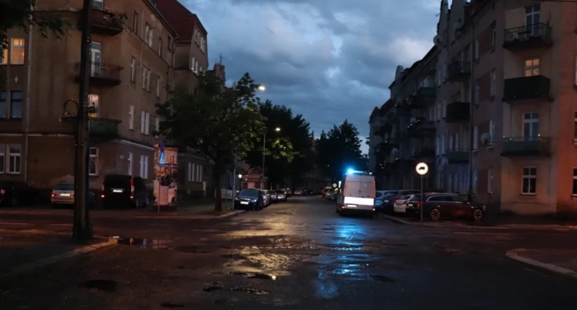 Wypadek na Senatorskiej. Sprawca był pod wpływem narkotyków. 