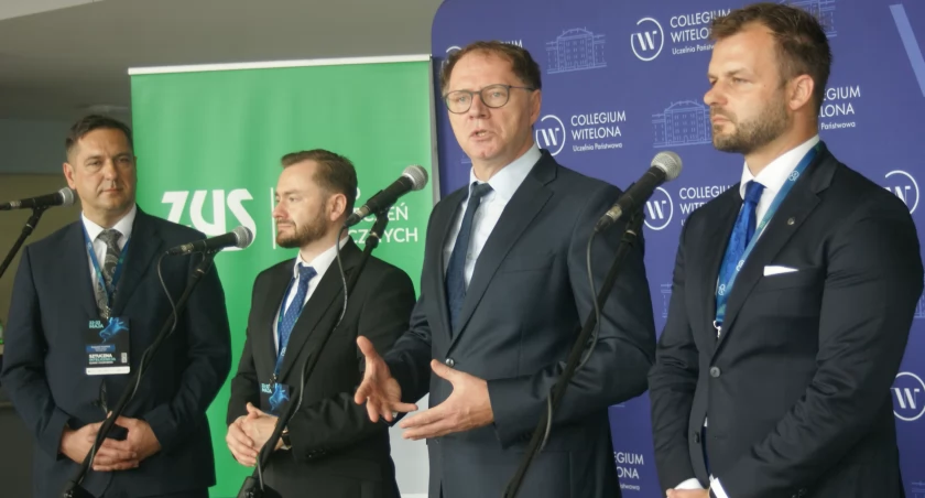 Collegium Witelona pozwala studentom korzystać ze sztucznej inteligencji. Ale...