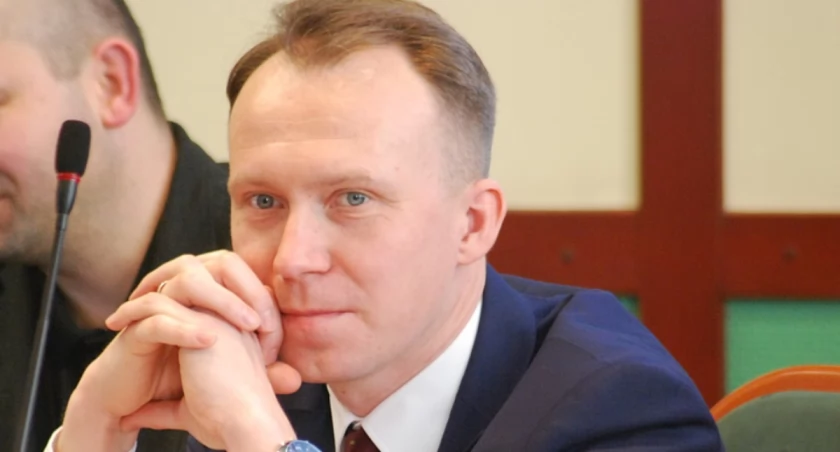 Prezydent Maciej Kupaj przejmuje kontrolę nad miejskimi spółkami 