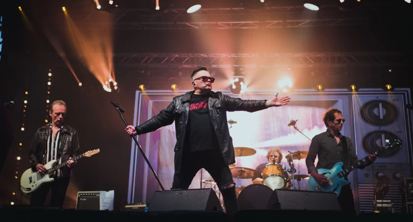 Dni Legnicy - dzień drugi. Energetyczny koncert T.Love na wielki finał (FOTO)