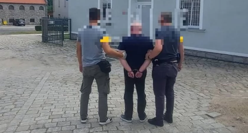 Fałszywy adwokat trafił za kratki. Wyłudził 70 tysięcy złotych