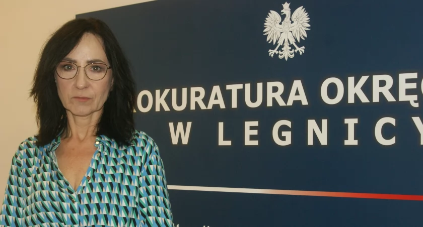 Wyparowało prawie 96 milionów złotych. Prokuratura oskarża bankowców