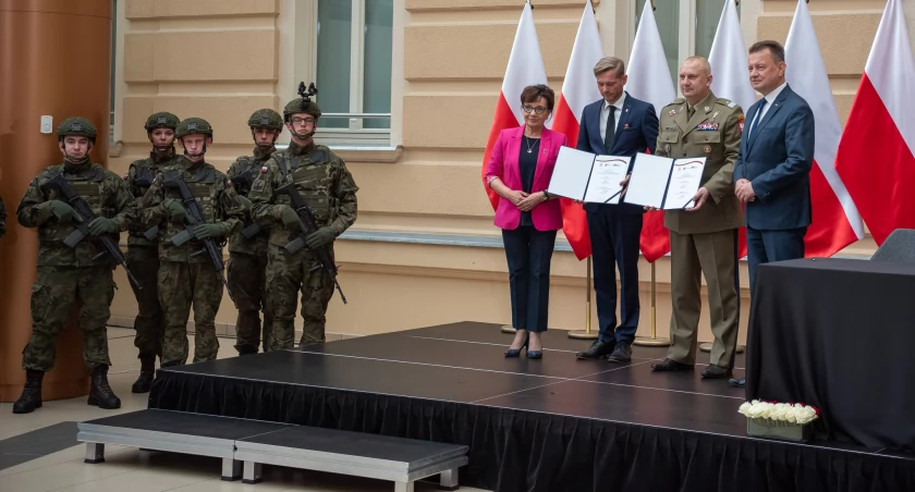 Co z tym powrotem wojska do Legnicy? 