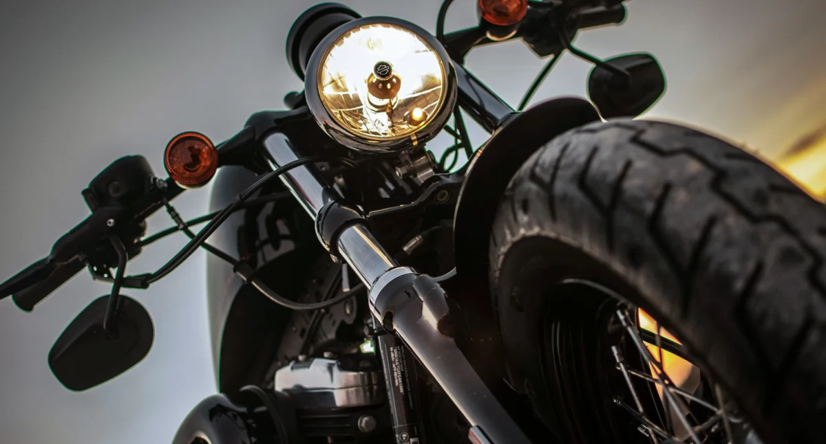 17-latek na motocyklu spowodował wypadek na Wrocławskiej 
