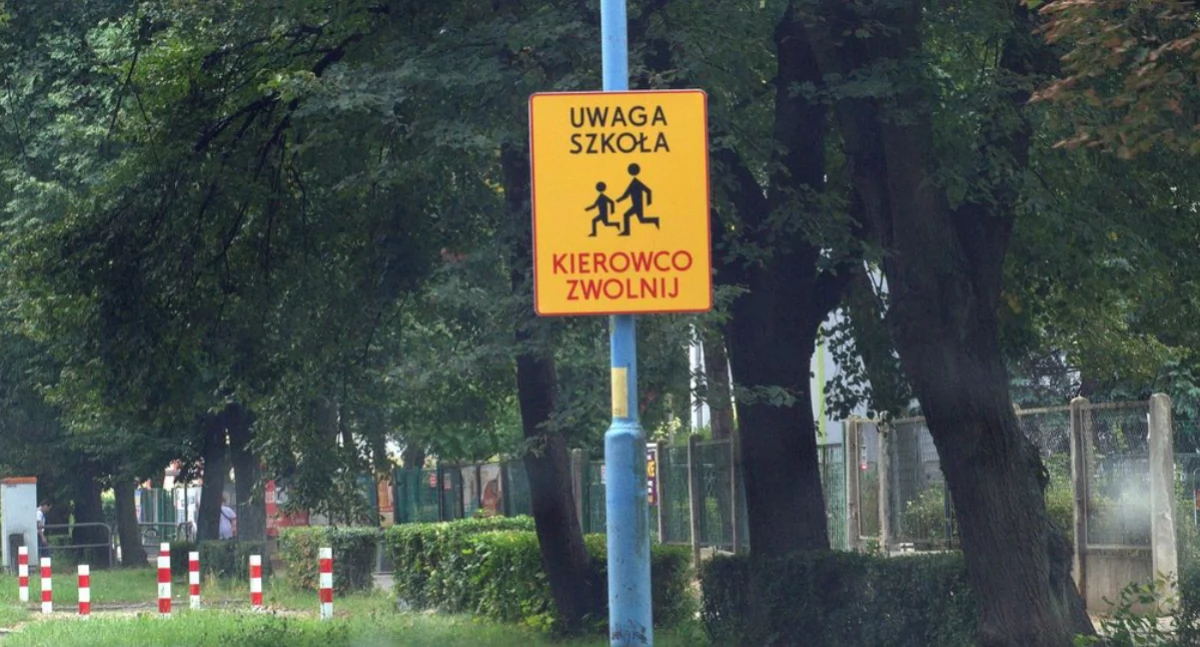 Dodatkowe znaki pojawiły się w okolicy szkół
