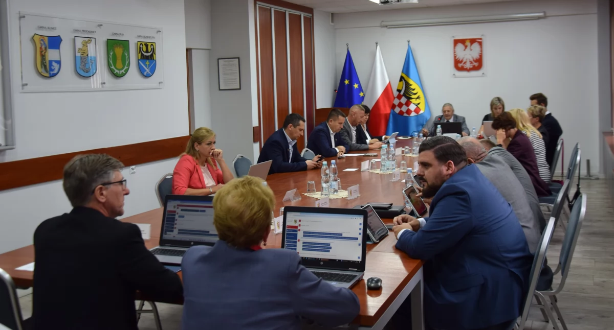 V sesja Rady Powiatu Legnickiego