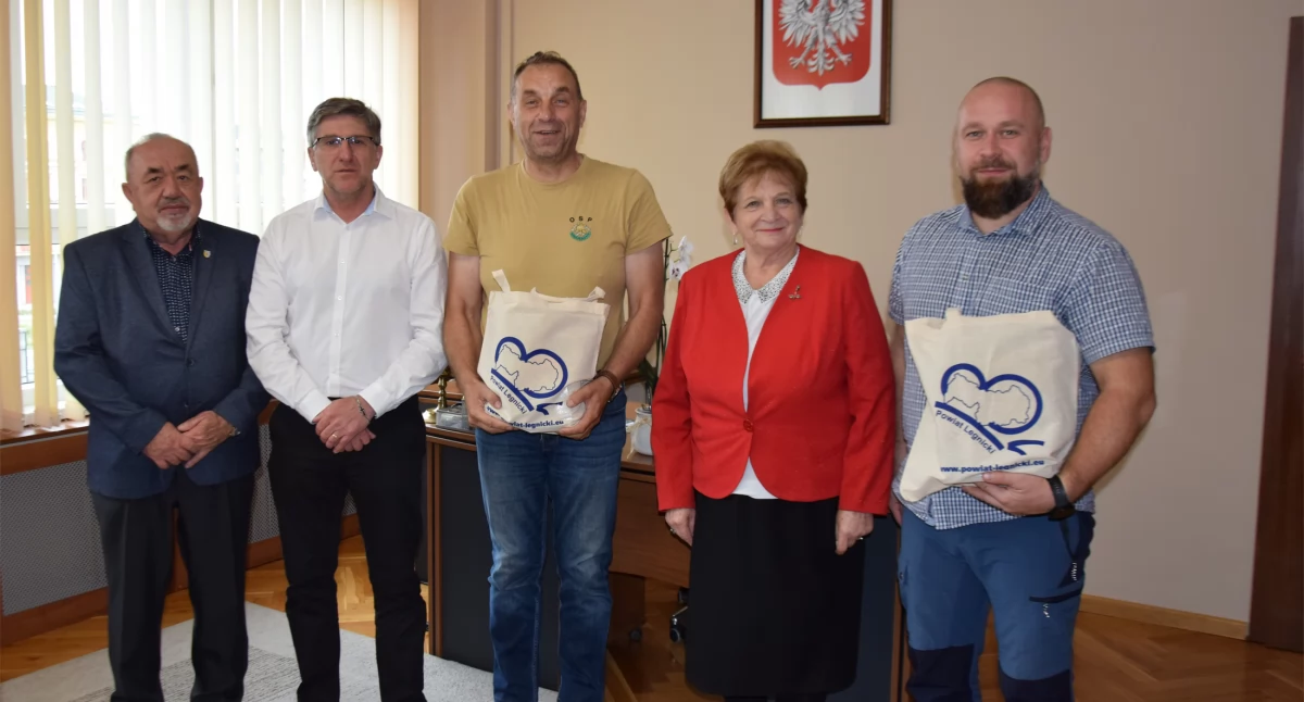 Transport darów z powiatu bialskiego trafił do powodzian
