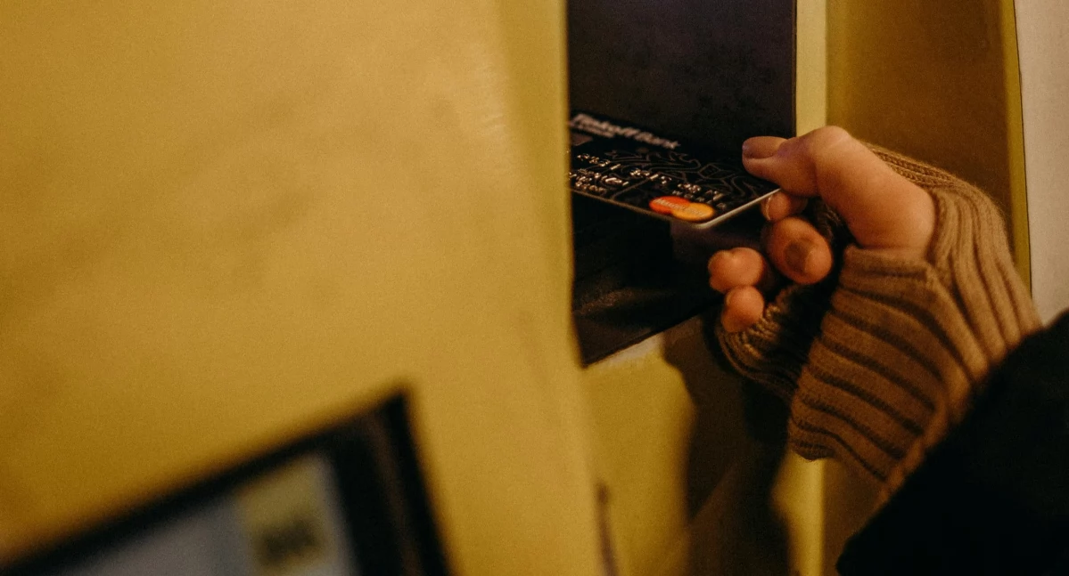 Urząd Miasta w Legnicy zastępuje tradycyjną kasę wpłatomatami