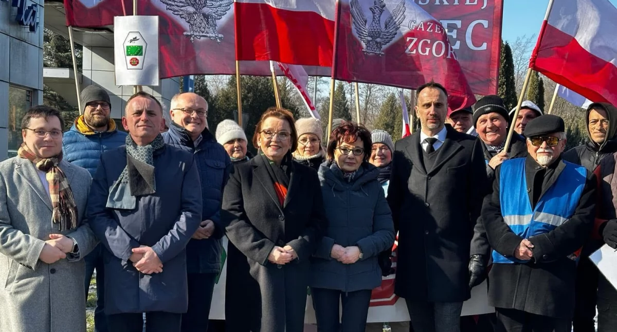 Elżbieta Witek mówi jak Putin i Trump