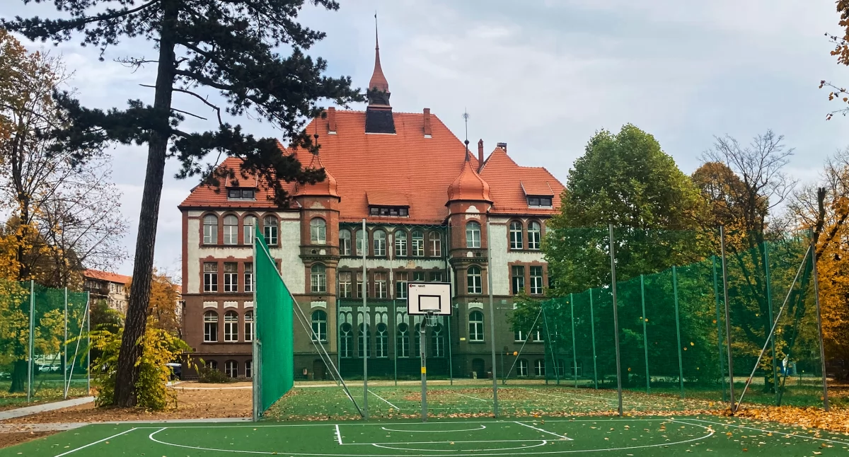 Niebawem ukaże się Informator dla uczniów szkół ponadpodstawowych