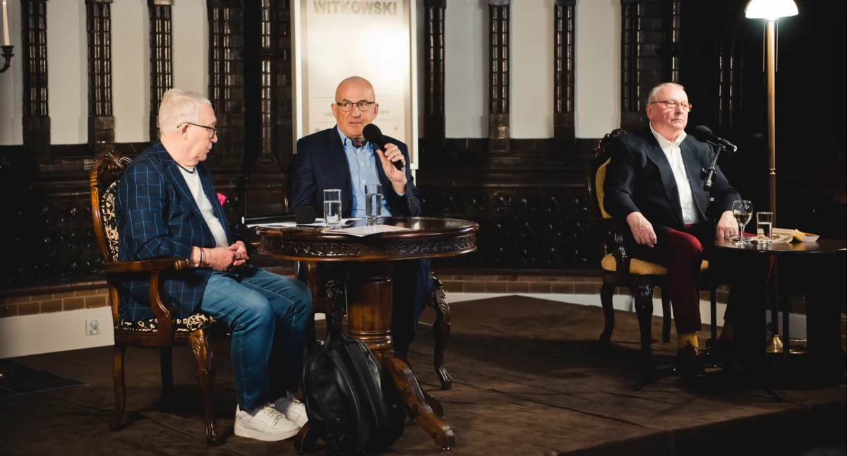 Spotkanie z Tomaszem Witkowskim w legnickiej bibliotece (FOTO)