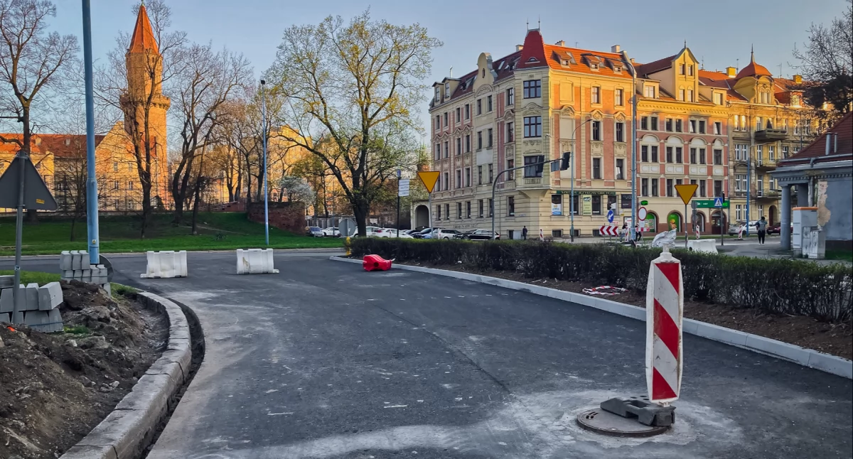 Zmiany organizacji ruchu na ulicy Piastowskiej (FOTO)