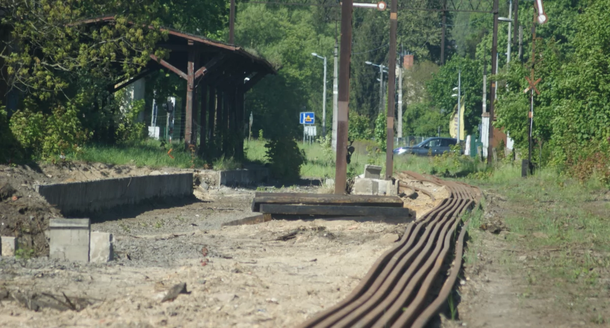 Pociągi do Złotoryi pojadą dwa lata później niż obiecano
