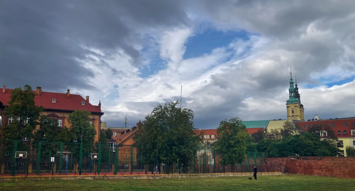 Burze w powiecie legnickim - ostrzeżenie meteo 