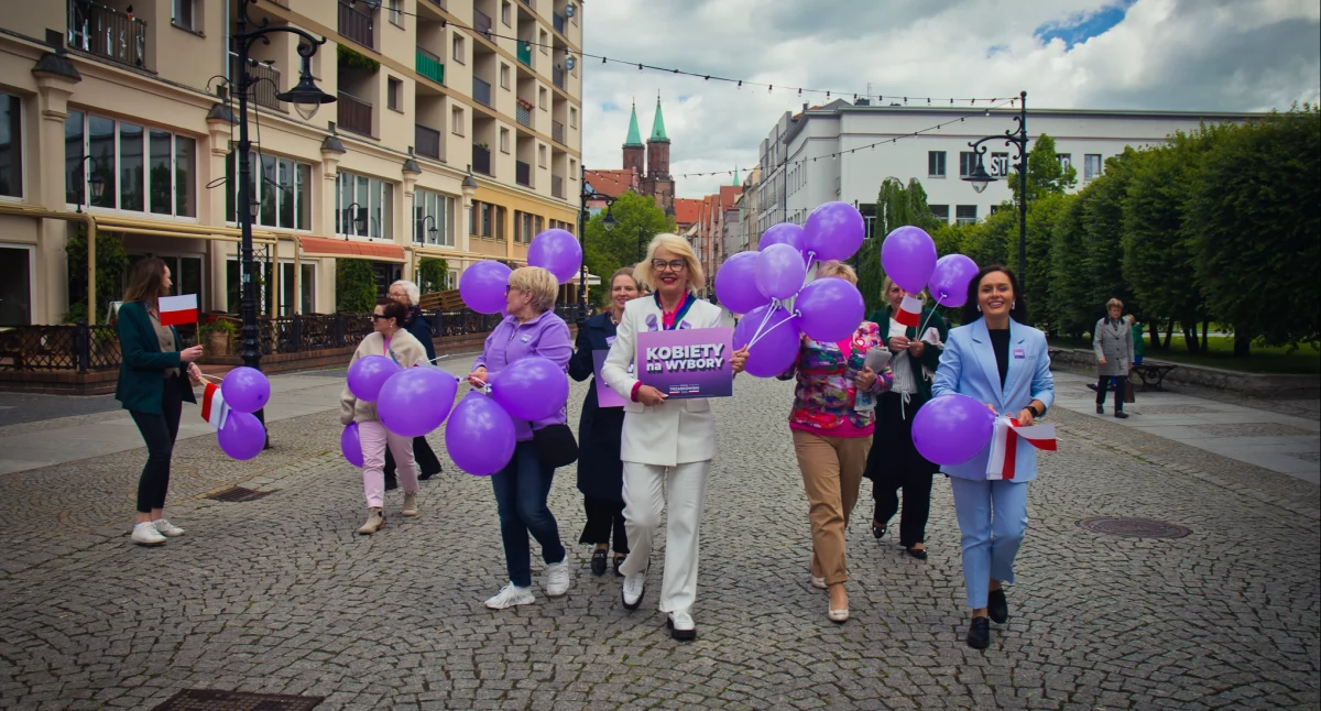 Kobiety na wybory - profrekwencyjna akcja w centrum miasta (FOTO)