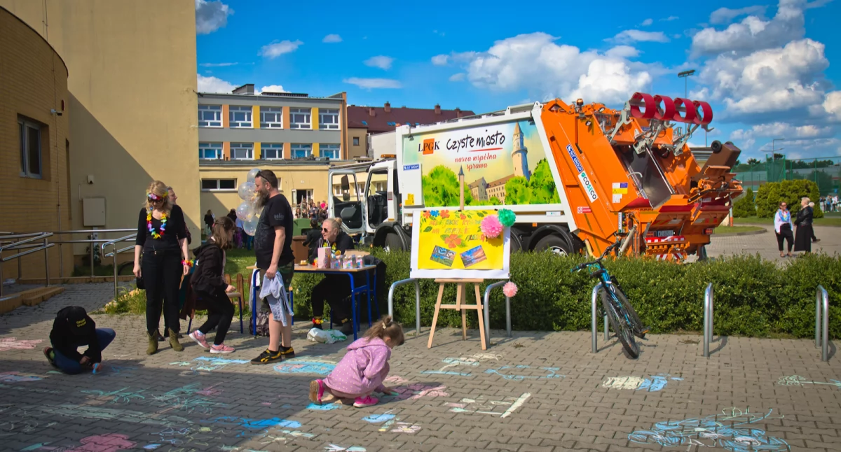 Festyn „Rodzina na TAK” - popołudnie pełne atrakcji w SP 7 (FOTO)