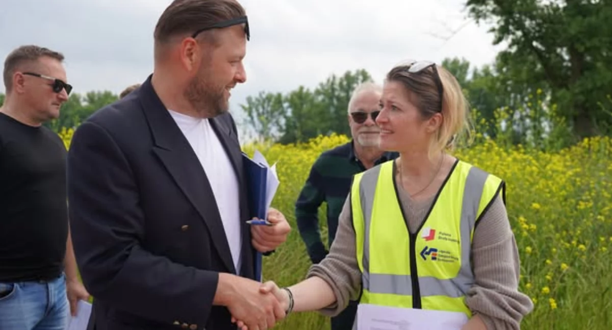 Rozwój terenów inwestycyjnych po byłym lotnisku nabiera tempa