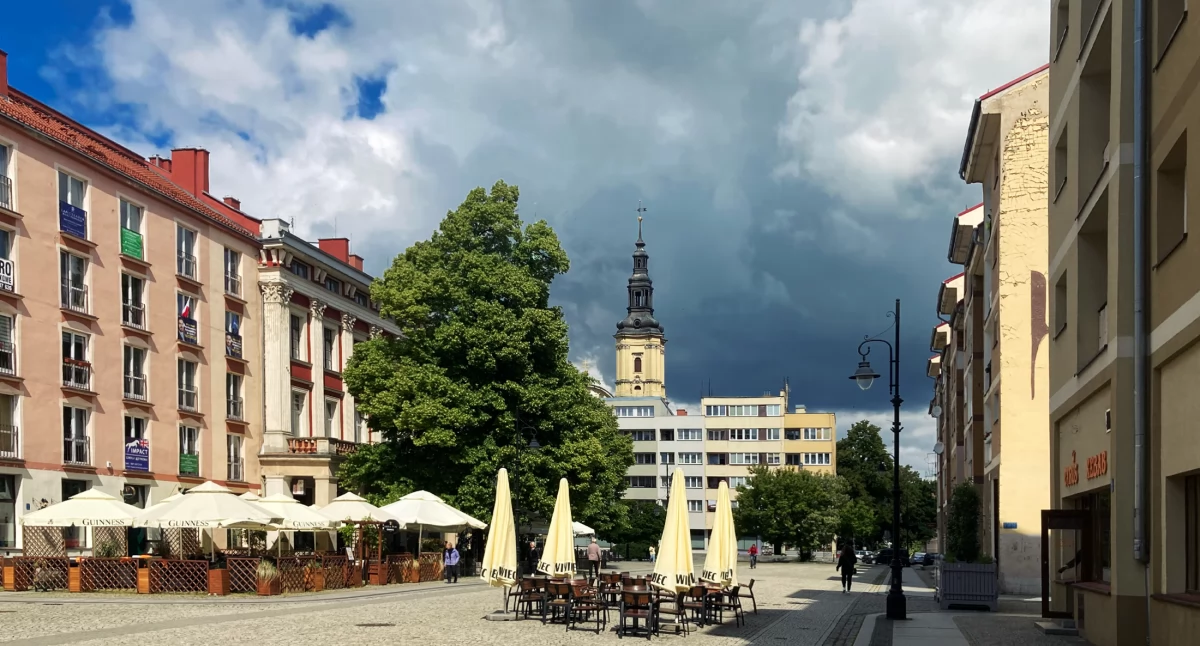 Burze w powiecie - ostrzeżenie meteo drugiego stopnia