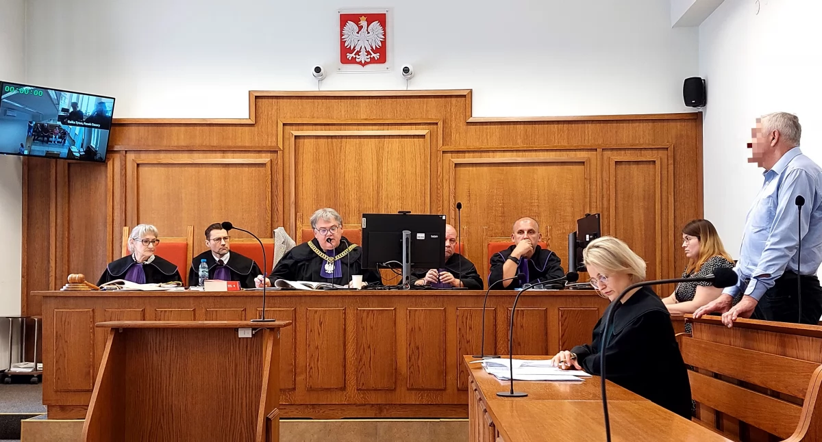 Ruszył proces siedemdziesięciolatka z Legnicy, który udusił żonę