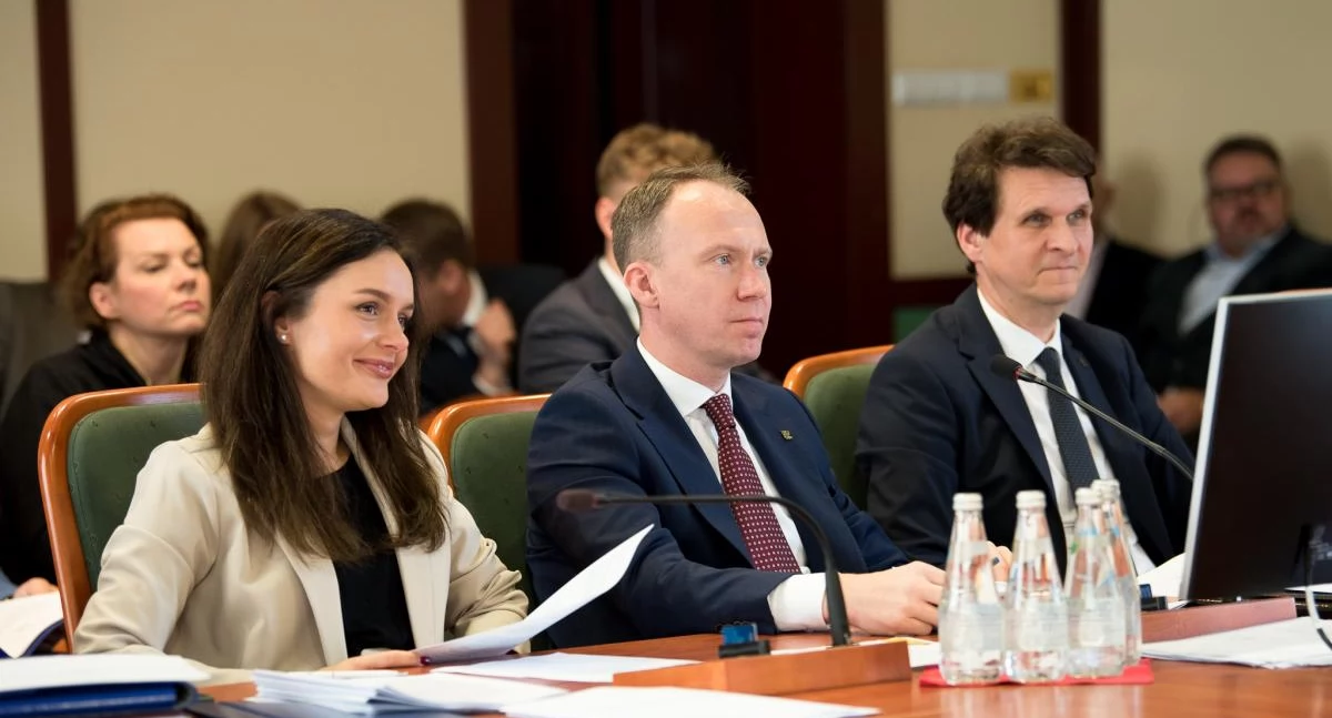Rada miejska udzieliła prezydentowi Legnicy abslutorium