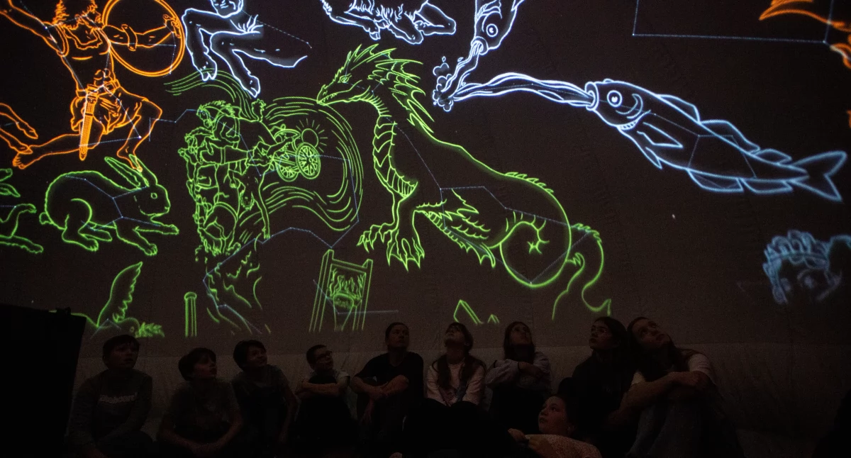 W Chojnowie mobilne planetarium, w Złotoryi - łączenie z Polakiem w kosmosie