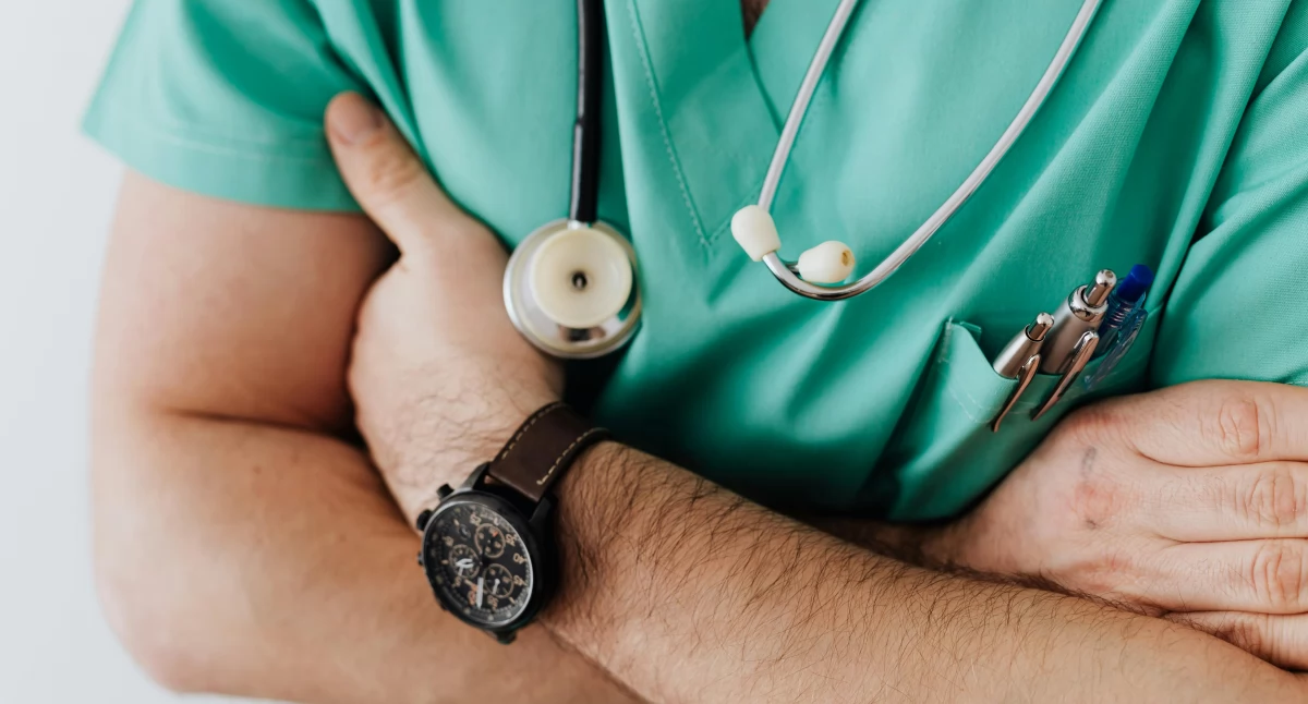 Legnica. Niepełnosprawny pacjent 12 godzin umierał w szpitalu przez błędną diagnozę