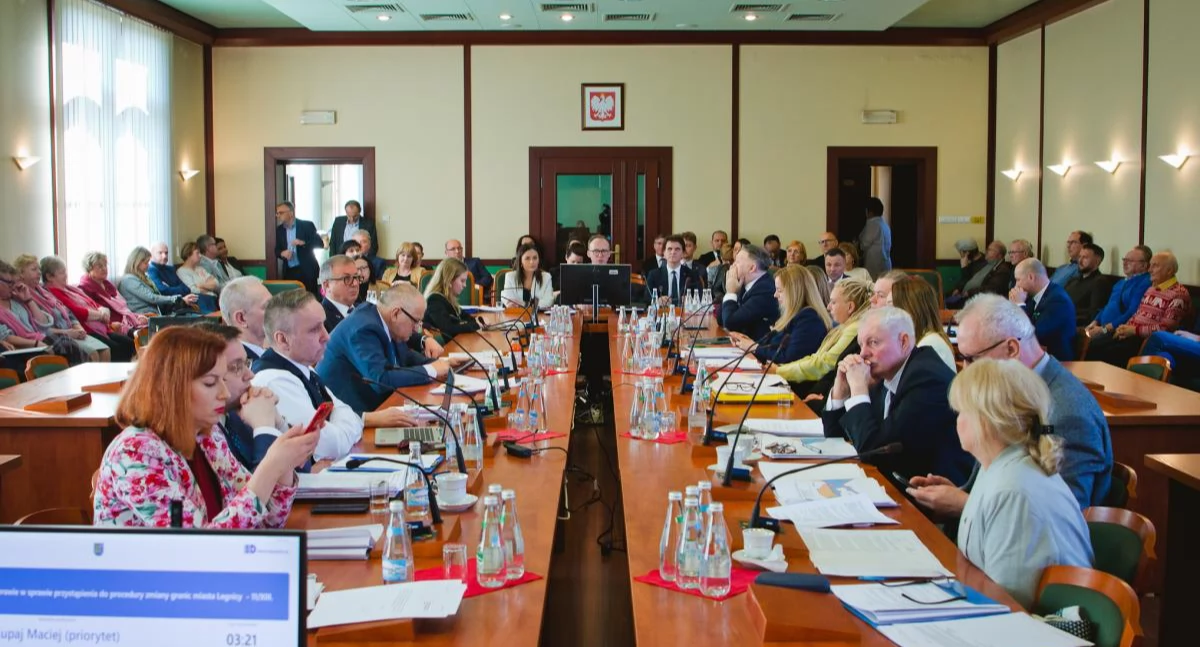 Porządek obrad lipcowej sesji Rady Miejskiej Legnicy