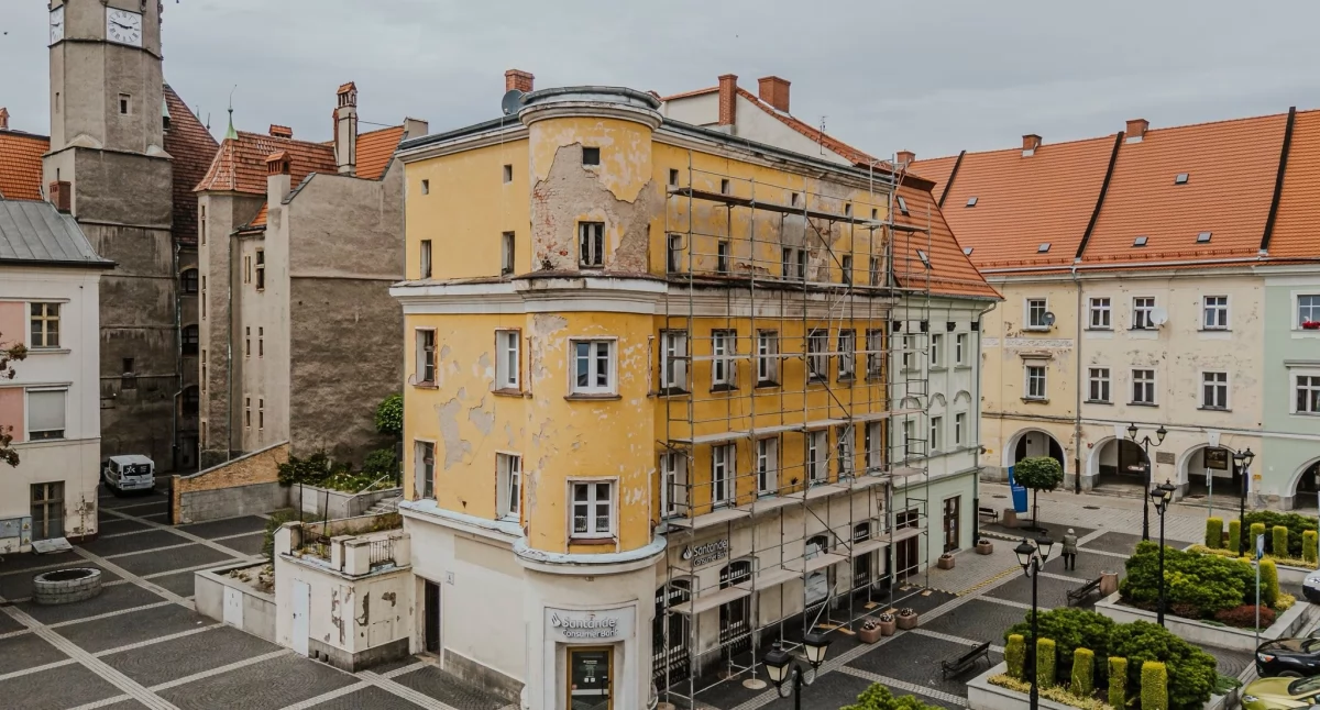 Remont zabytkowej kamienicy w centrum Jawora