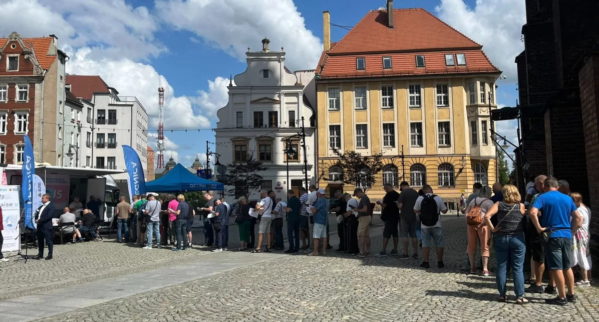 Wąsobus ponownie zawita do Legnicy 