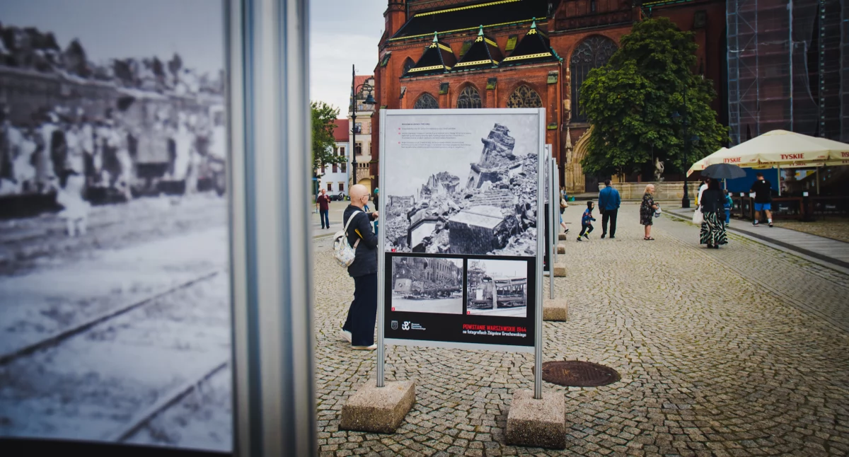 Legnickie obchody 81. rocznicy Powstania Warszawskiego (FOTO)