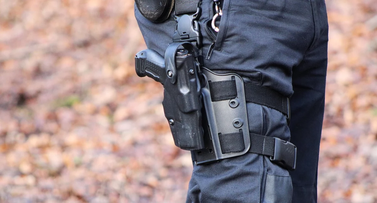 We wsi pod Chojnowem ujawniono zwłoki dwóch mężczyzn z ranami kłutymi