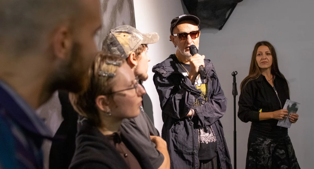 Stalker - wernisaż, oprowadzanie i performans w Galerii Sztuki 