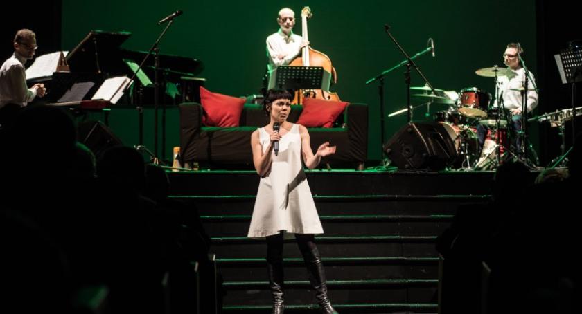 Teatr Modrzejewskiej: tylko w sobotę kabaretowy recital za grosze