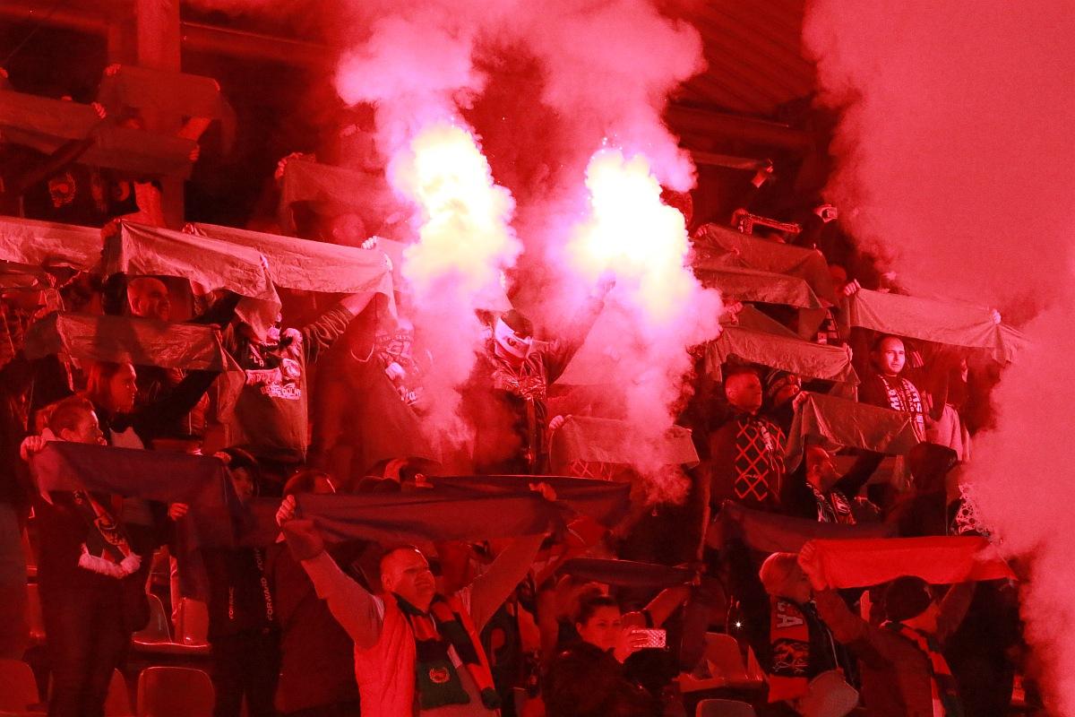 Miedź Legnica ma więcej kibiców niż Zagłębie Lubin!