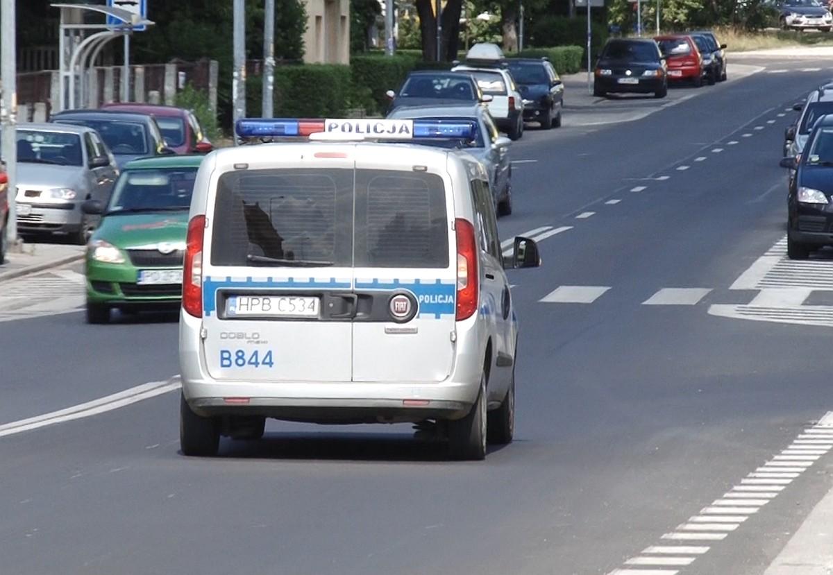 Uzbrojony w nóż szaleniec chciał wysadzić w powietrze kamienicę