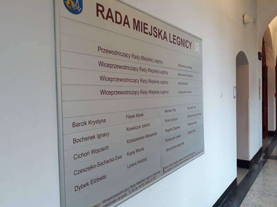 Prezydent wyeksmitował radnych z parteru na drugie piętro ratusza