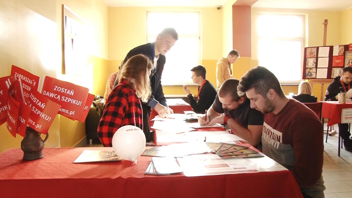 W samochodówce zapisywali dawców szpiku