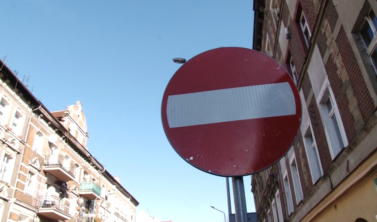  Wyjazd z ulicy Prusa w Leszczyńską zablokowany