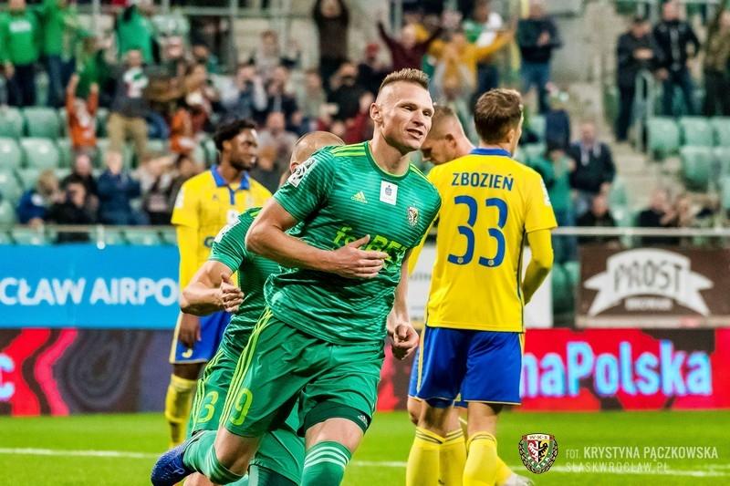W piątek Miedź – Śląsk. „Chuderlak” z Konfeksu wraca do domu