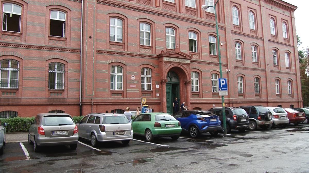 Nie zapadł jeszcze wyrok w głośnej sprawie mobbingu