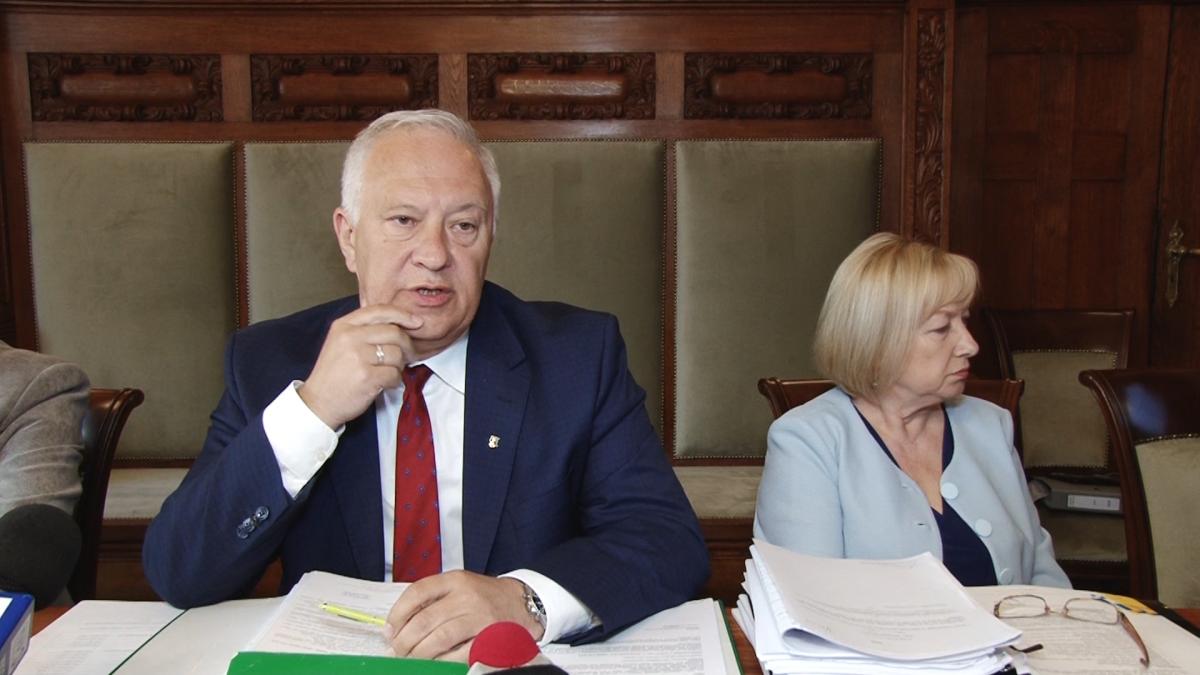 Rada zadecyduje czy prezydent otrzyma absolutorium