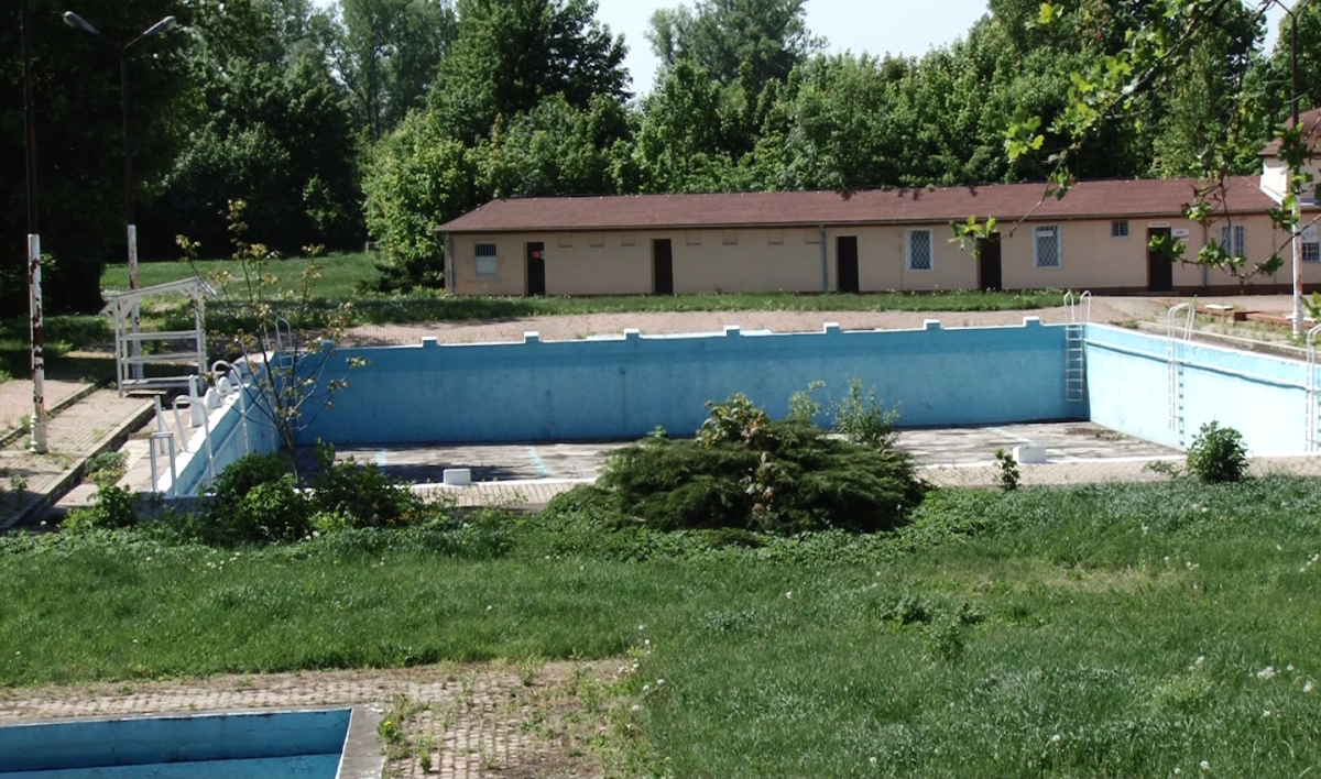 Wodny park w Legnicy – kolejna kiełbasa przedwyborcza czy realny plan?