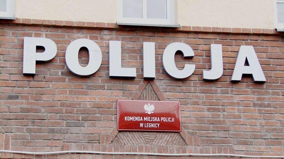 Święta spokojne, fałszerz w areszcie