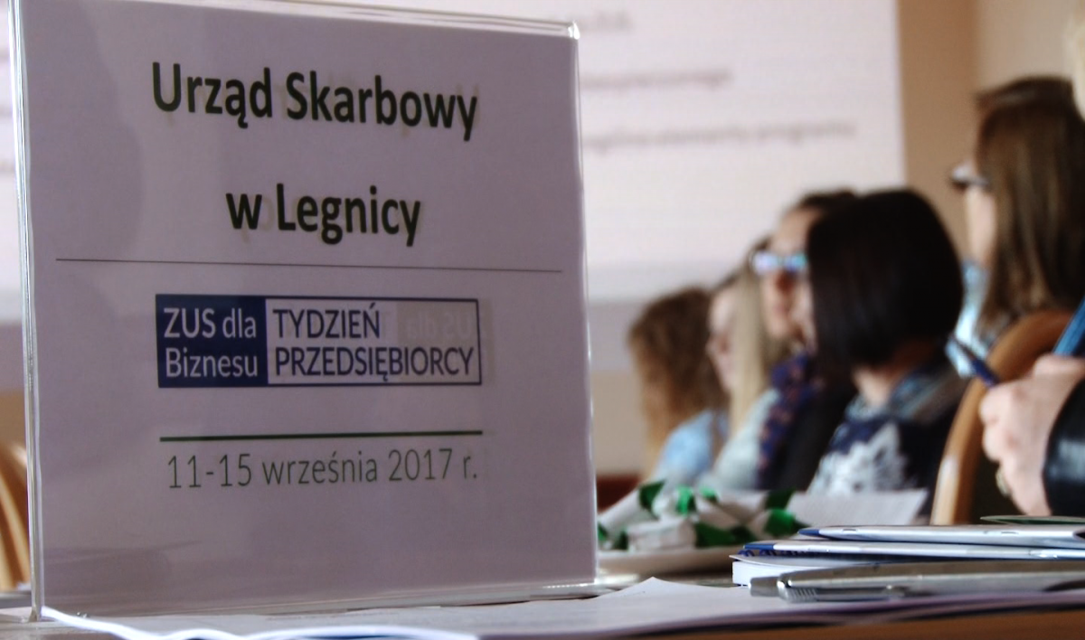  ZUS  szkoli bezpłatnie 
