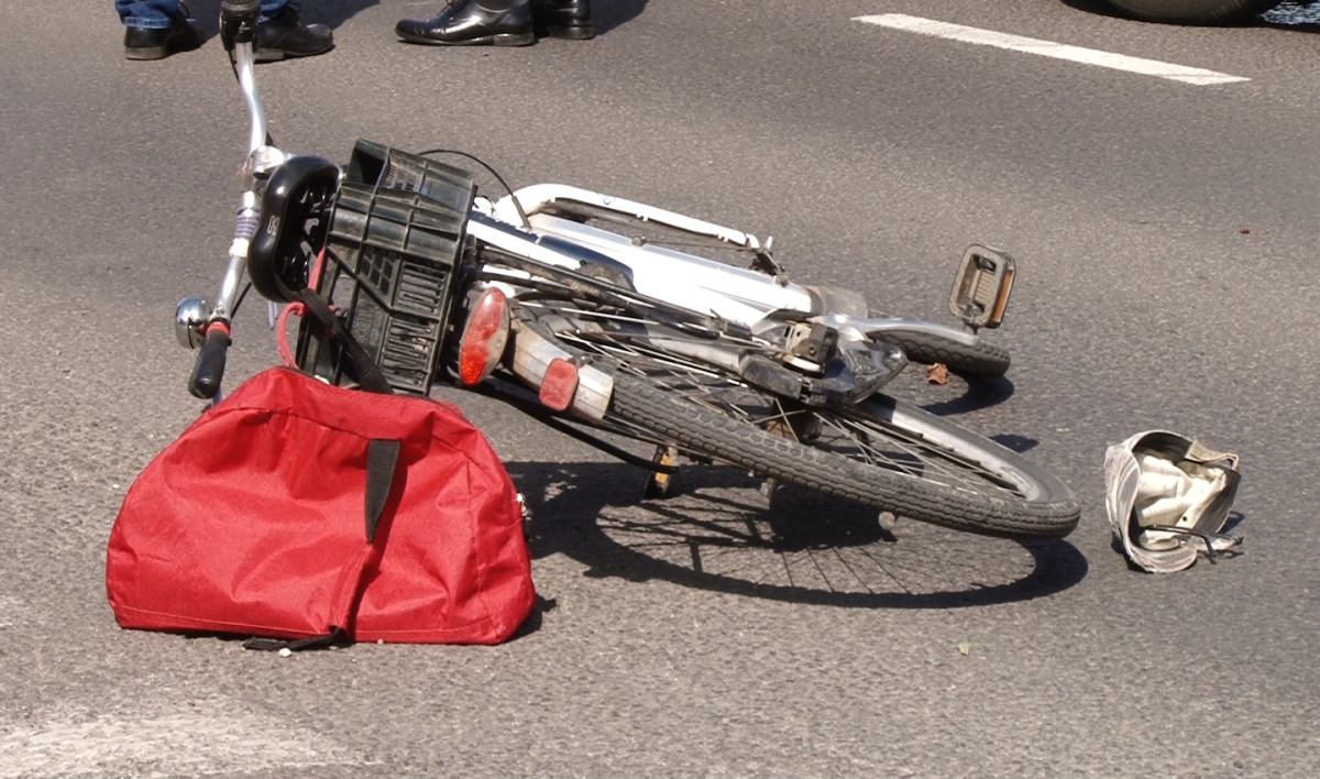 Potrącony rowerzysta zignorował przepisy 