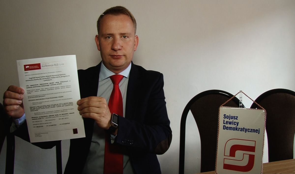 Huzarski: Pięniądze leżą na ulicu - dajmy je ratownikom i pielęgniarkom