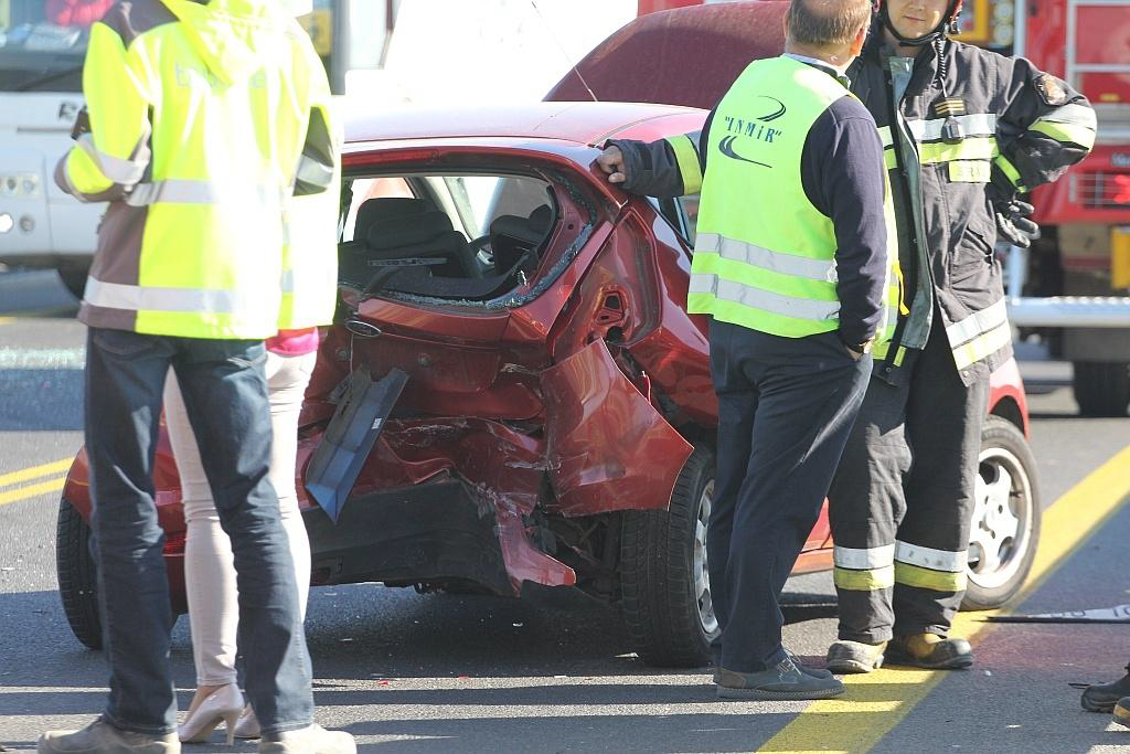Wypadek pod Legnicą! Kobieta w ciąży w szpitalu!