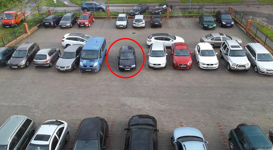 Kierowca zastawił.. 11 samochodów!