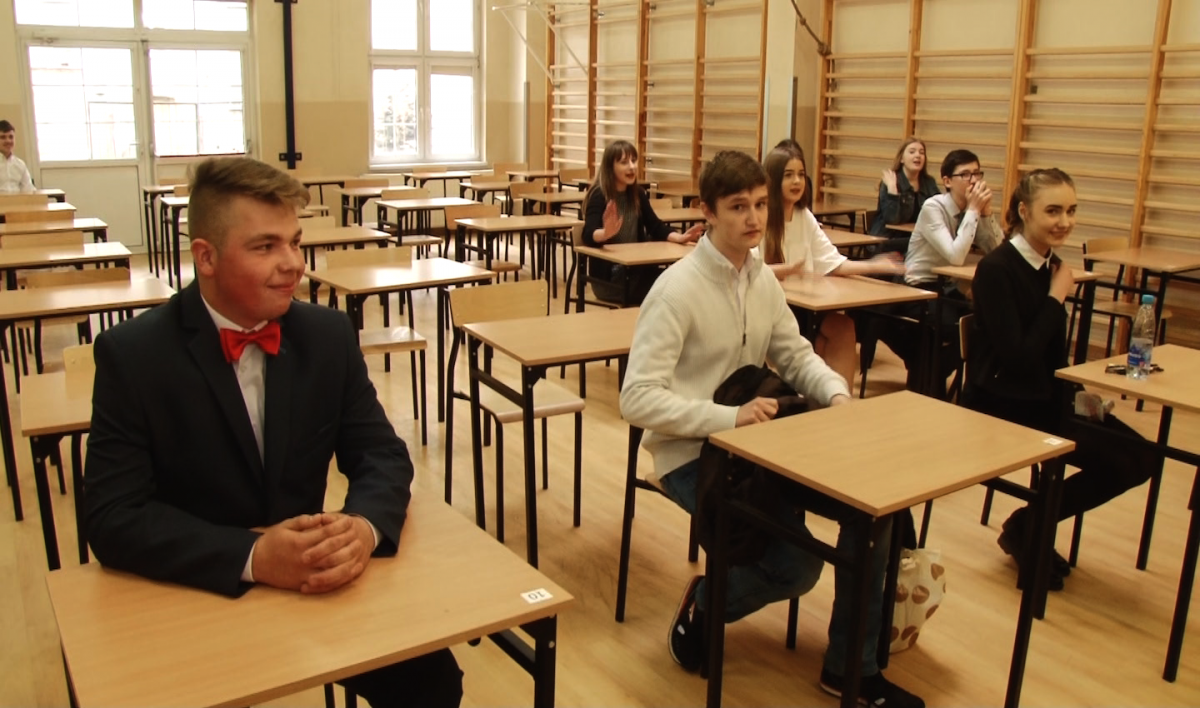 Gimnazjaliści ruszyli z egzaminami 