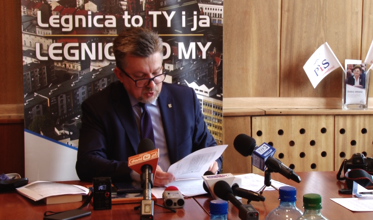 Wacław Szetelnicki dementuje zarzuty dotyczące jego współpracy z SB- konferencja